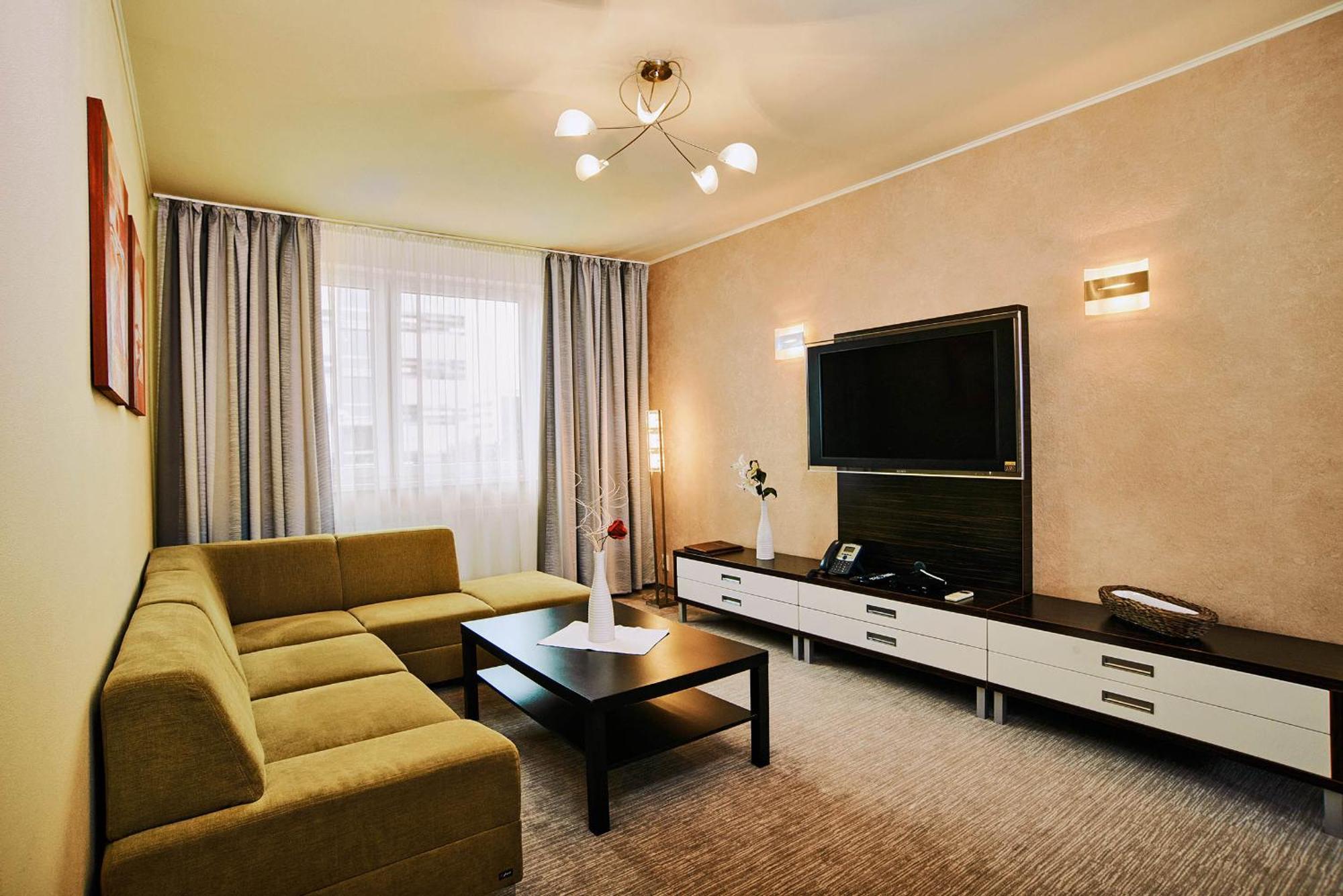 Privilege - Empire Hotels Group Košice Buitenkant foto