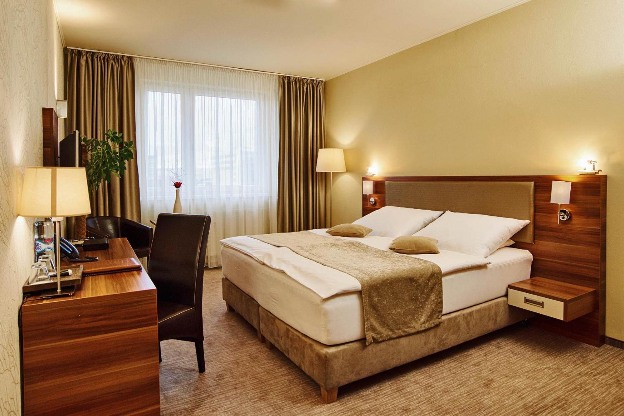 Privilege - Empire Hotels Group Košice Buitenkant foto