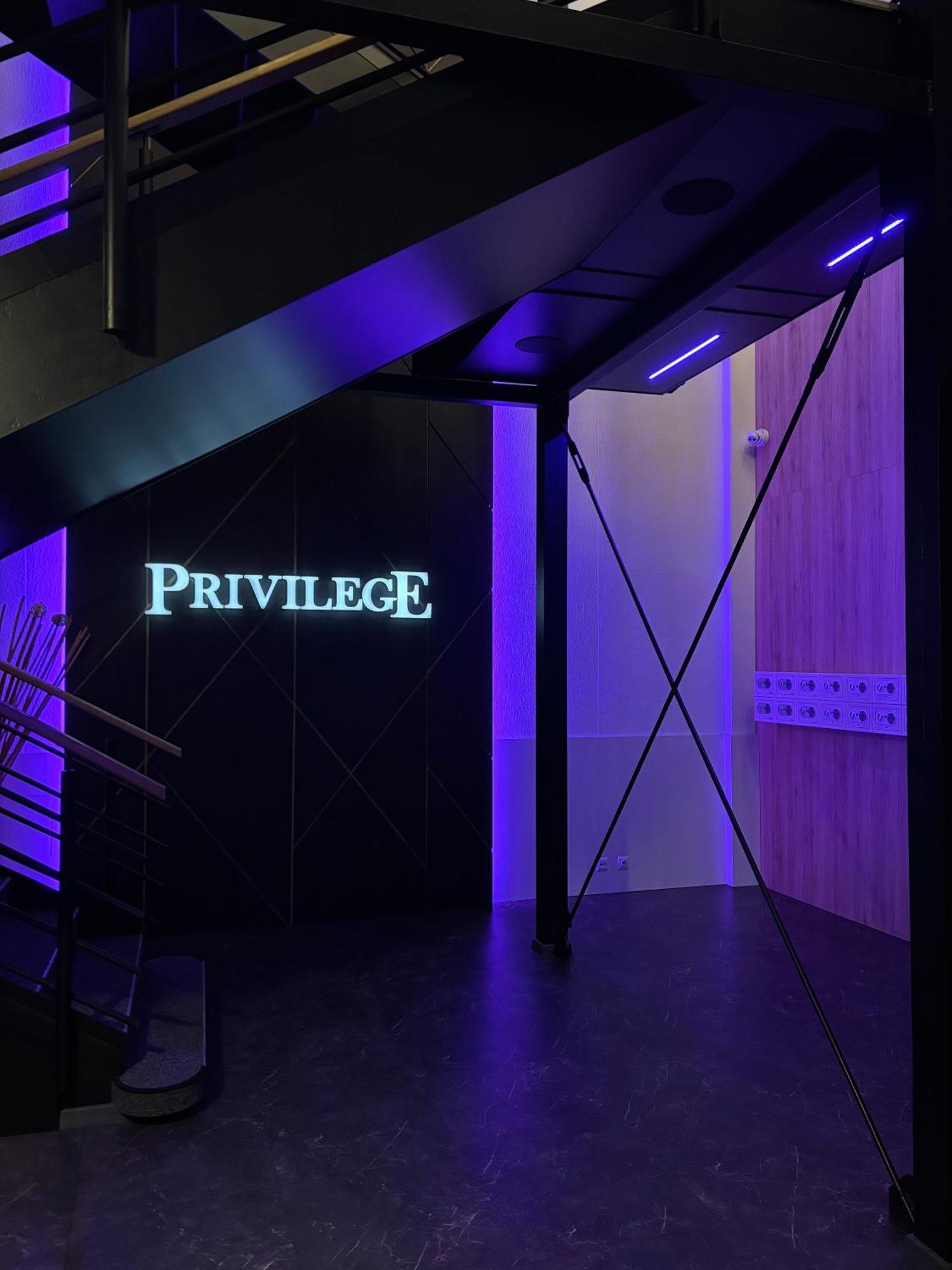 Privilege - Empire Hotels Group Košice Buitenkant foto