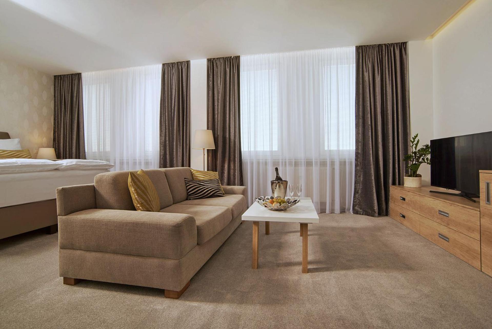 Privilege - Empire Hotels Group Košice Buitenkant foto