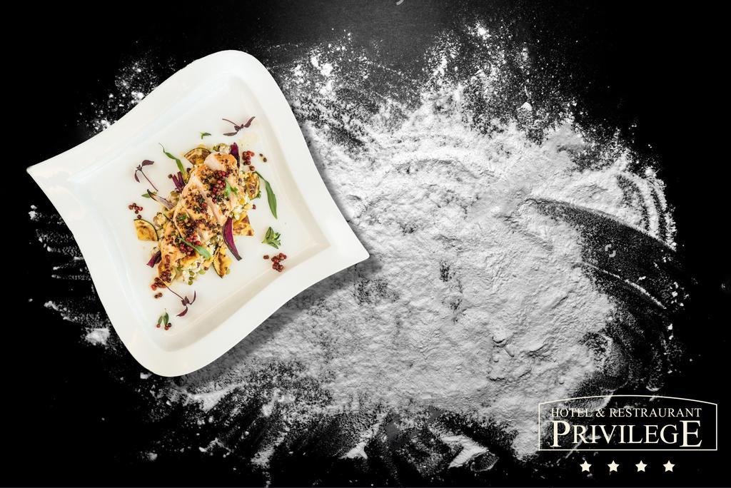 Privilege - Empire Hotels Group Košice Buitenkant foto